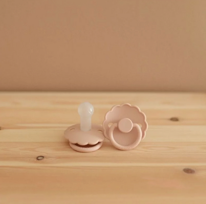 Tétine Frigg Daisy - silicone Blush